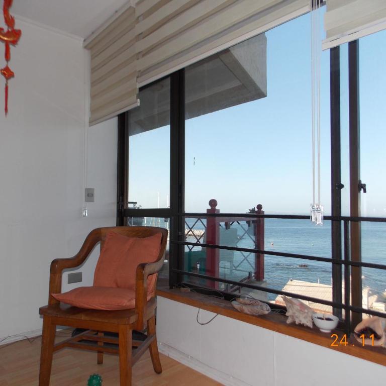 DPTO. PRIMERA LINEA VISTA DIRECTA A LA COSTA - Apartamento de 2 dormitorios - 18