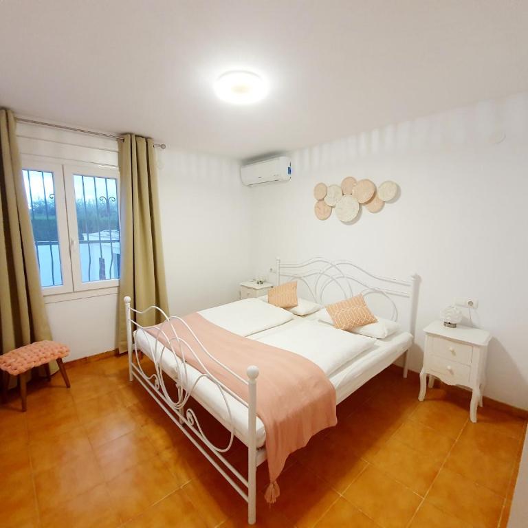 New holiday house "Casa miAlina" with private pool, 300m to beach - Casa de 3 dormitorios - 36