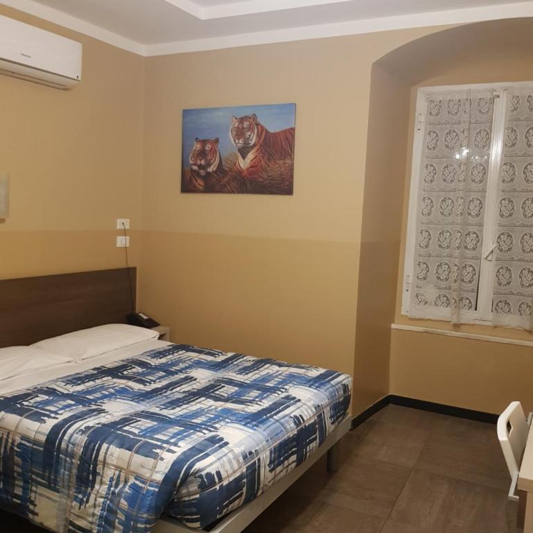 Hotel Tommaseo - Double or Twin Room - 3