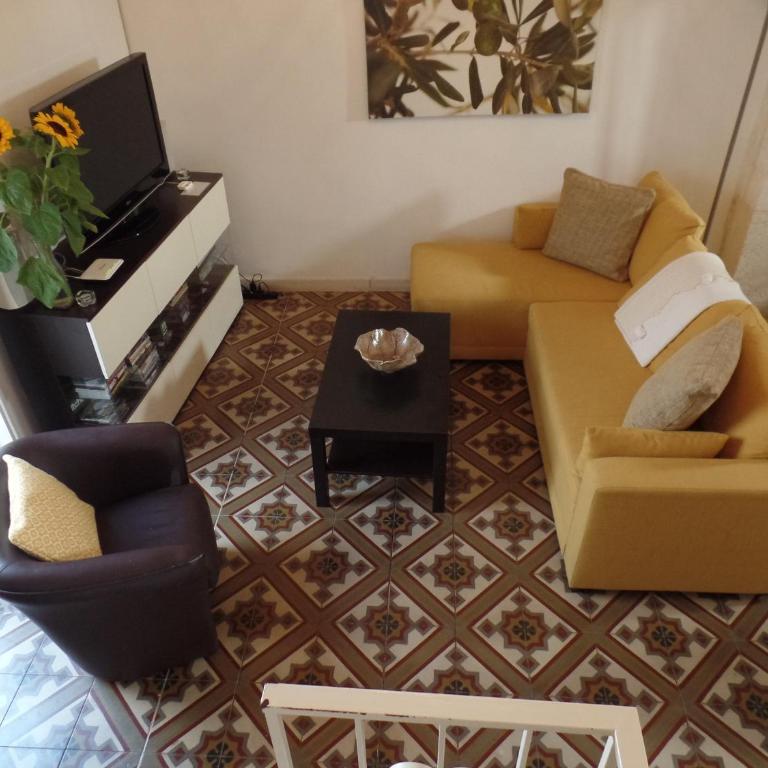Casa Josephina - Three Level Stone Home With Balcony, 2 Roof Terraces & Sea Views - Casa con 3 Camere da Letto - 4