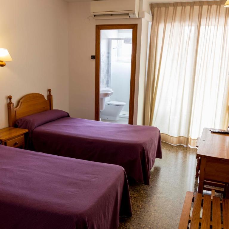 Hotel Herasu - Habitación Doble - 1 o 2 camas - 4