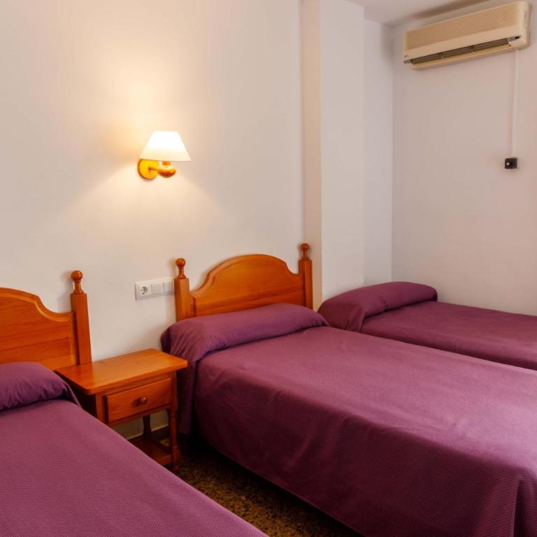 Hotel Herasu - Habitación Triple - 4