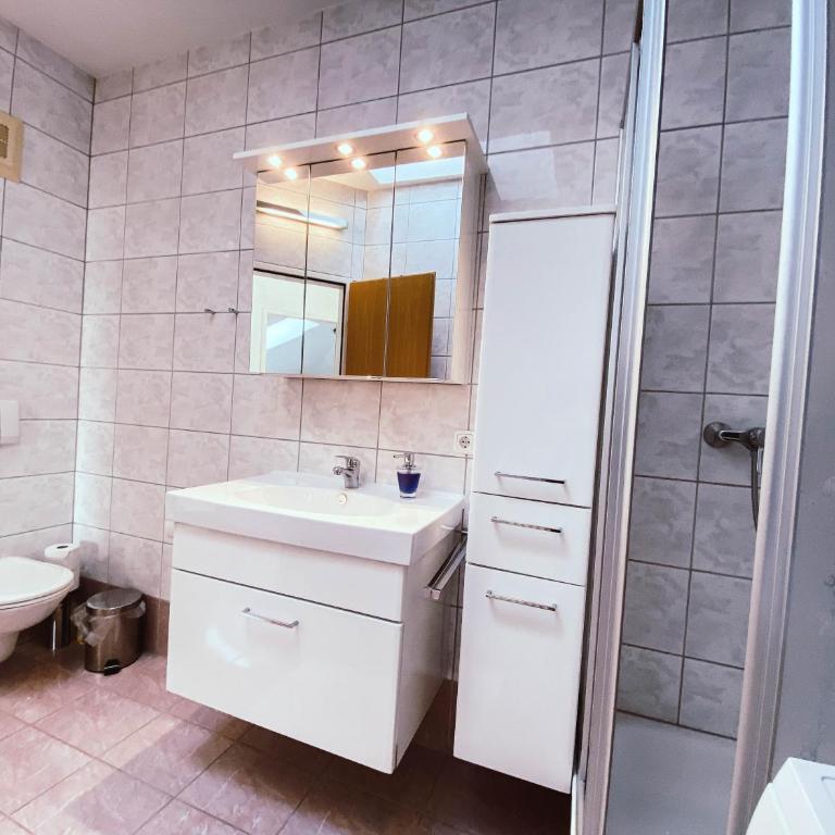 Ferienwohnung Karasek mit Seeblick - Apartment mit 1 Schlafzimmer - 19