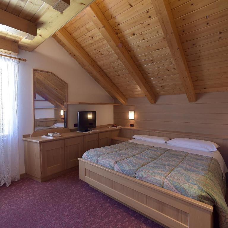 Rifugio Capanna Passo Valles - Junior Suite Familiare - 1