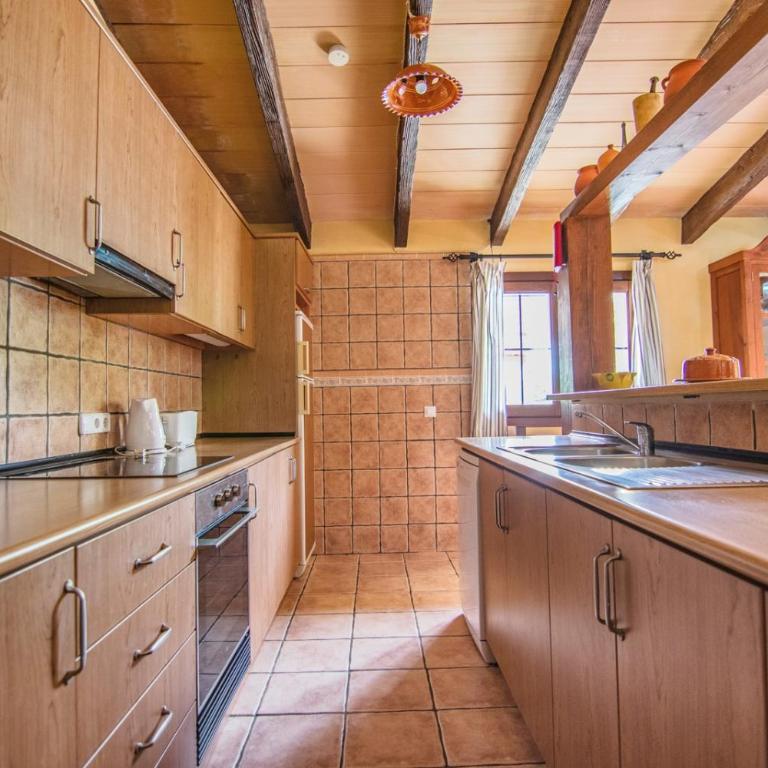 Casa con piscina a 1 km del mar y del pueblo - Villa de 3 dormitorios - 15