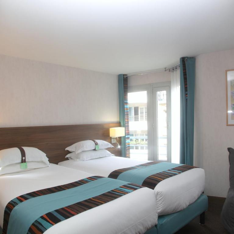 Holiday Inn Paris Montmartre by IHG - Two-Bedroom Queen Suite with Two Single Beds - 2
