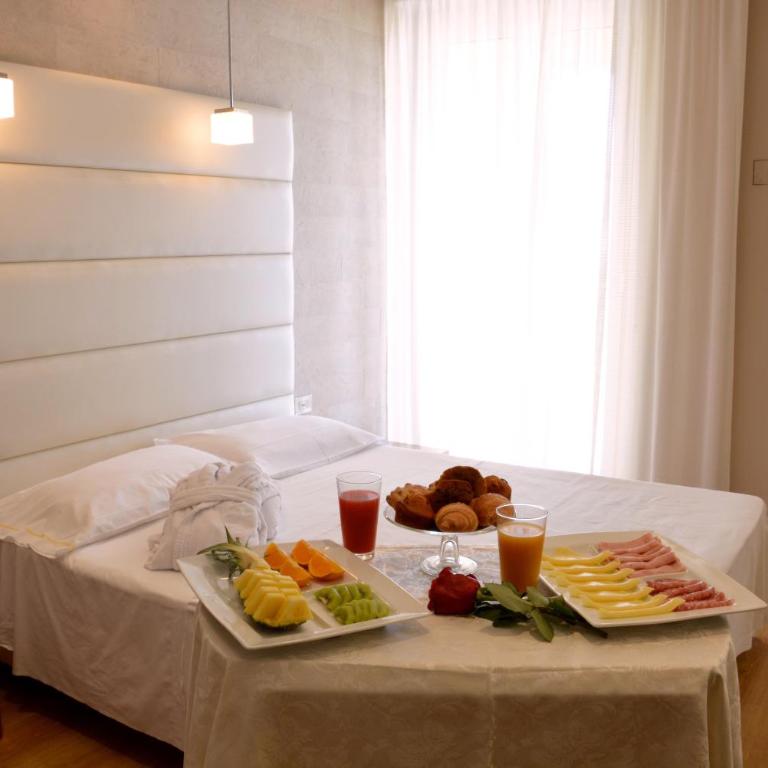 AmbientHotels Panoramic - Camera Tripla Superior - 3