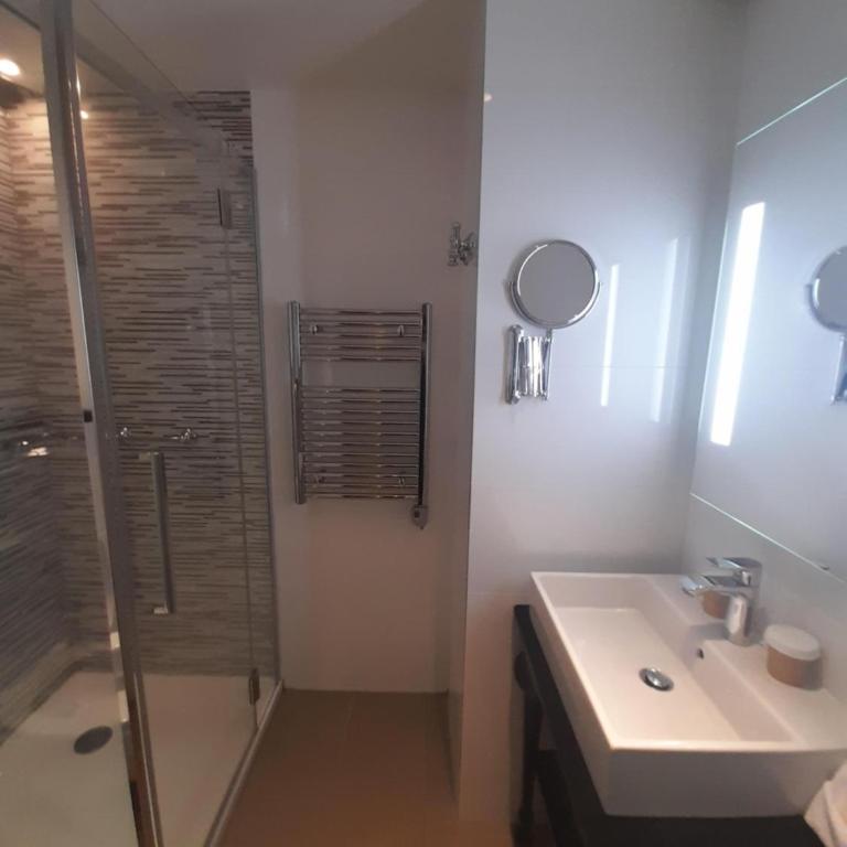 Mercure Paris Arc de Triomphe Wagram - Chambre Double Classique - 3