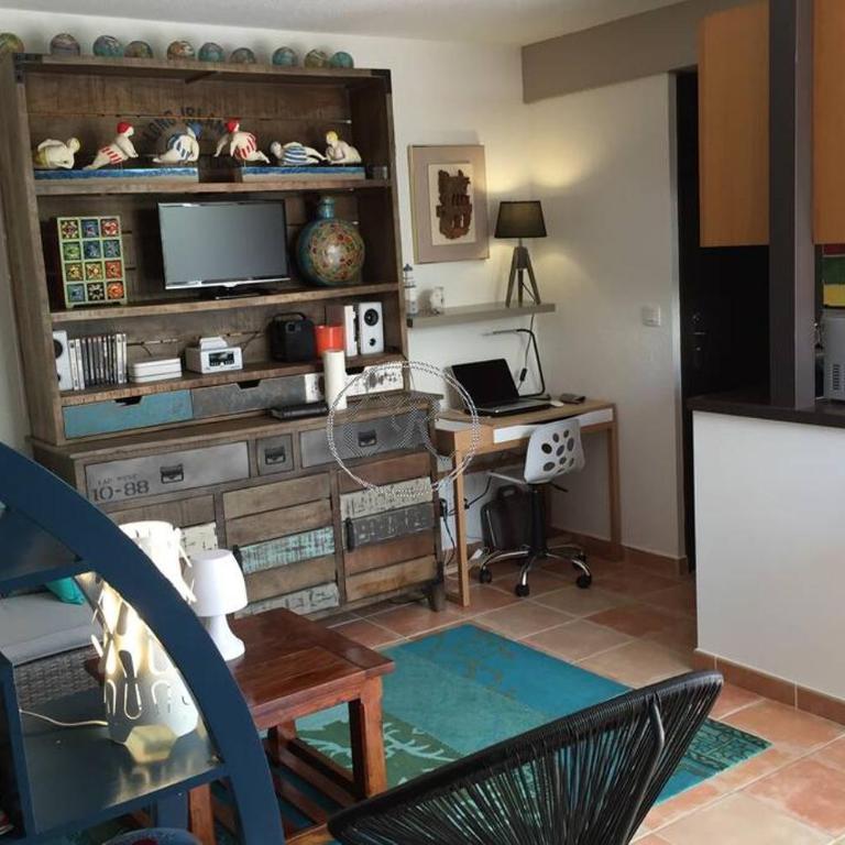 T3 de standing avec grande terrasse vue colline - Appartement 2 Chambres - 7