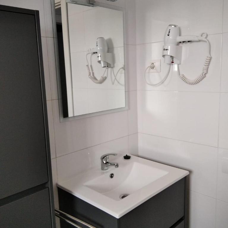 Aguazul 112, 118, 202, 216 - Apartamento con balcón - 10