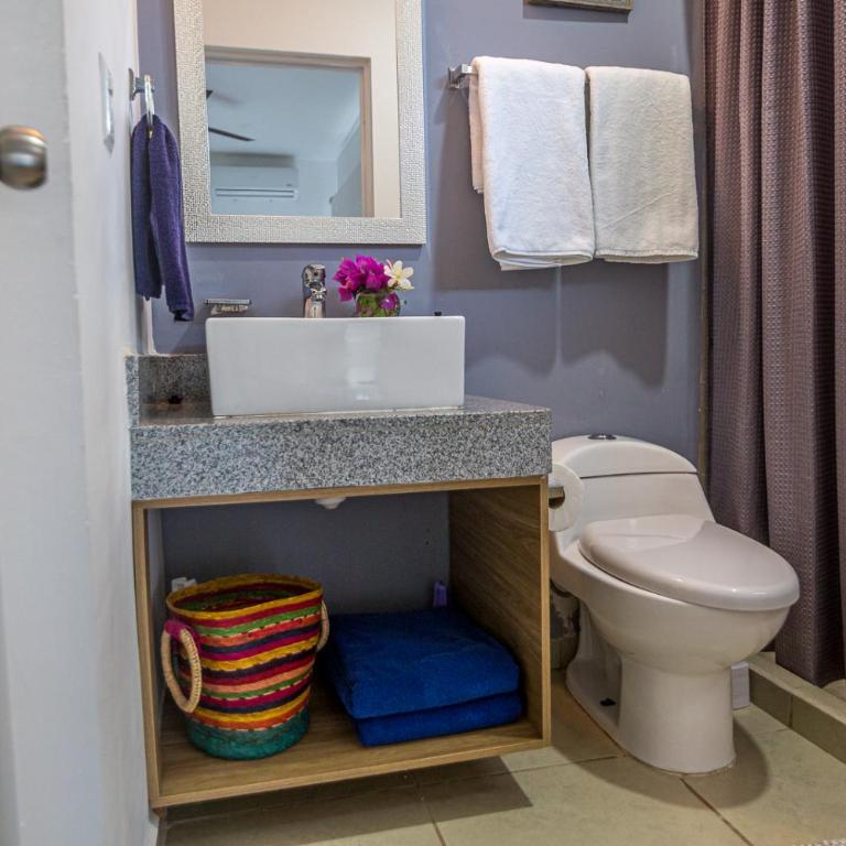 Casa Pakal - Four-Bedroom House - 18