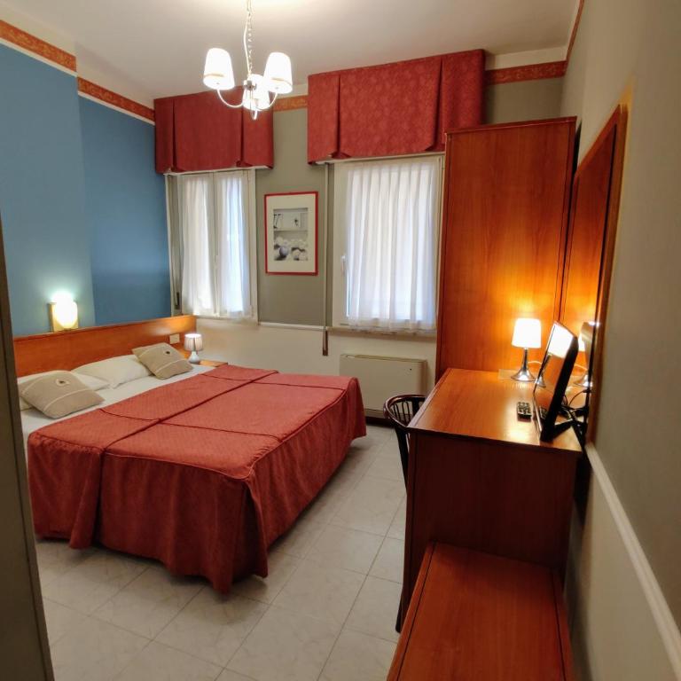 Hotel Minerva - Piccola Camera Matrimoniale/Doppia con Letti Singoli - 2