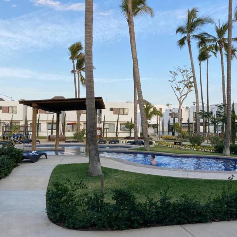 Preciosa Enjoyable Casa 12 Personas Alberca Playa Coto 24H - Three-Bedroom House - 22