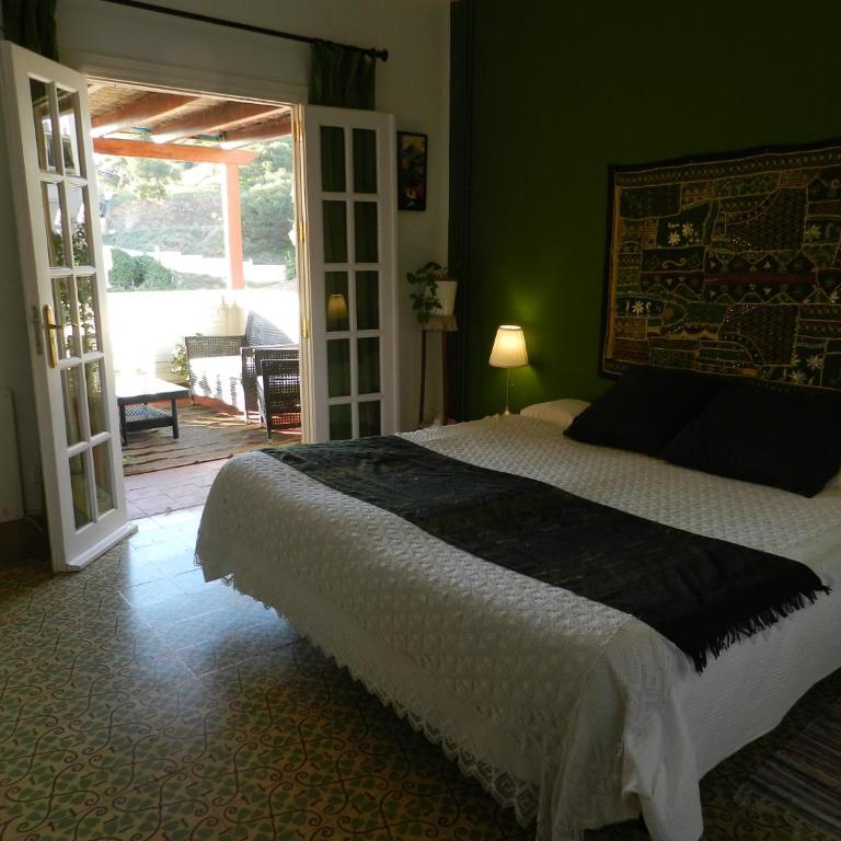 Villa Alicia Guest House - Double Room with Terrace and Private Bathroom - 2