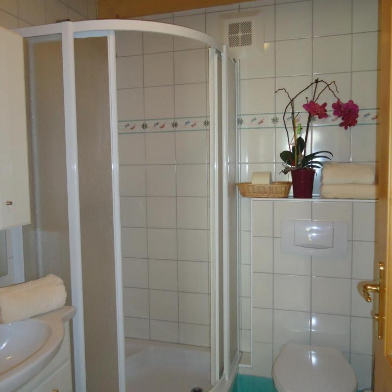 Leebhof - Großes Apartment mit 2 Schlafzimmern und einem Balkon - 2