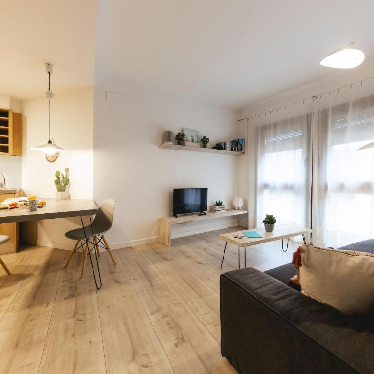 Bravissimo La Mora, beautiful and spacious - Apartamento de 2 dormitorios - 2