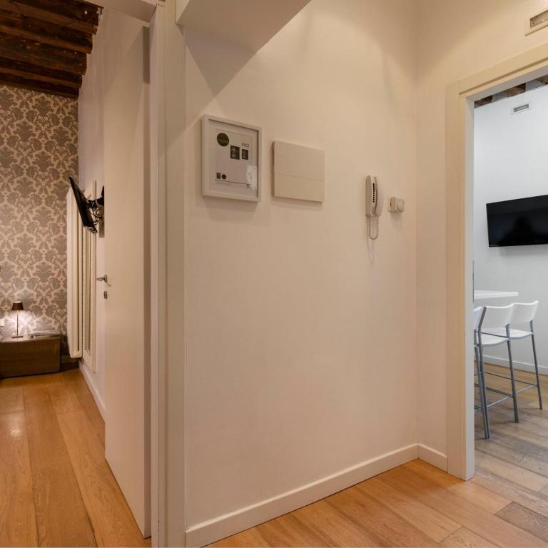 Residence Le Beccarie - Rialto by Wonderful Italy - Apartment with Balcony - 13