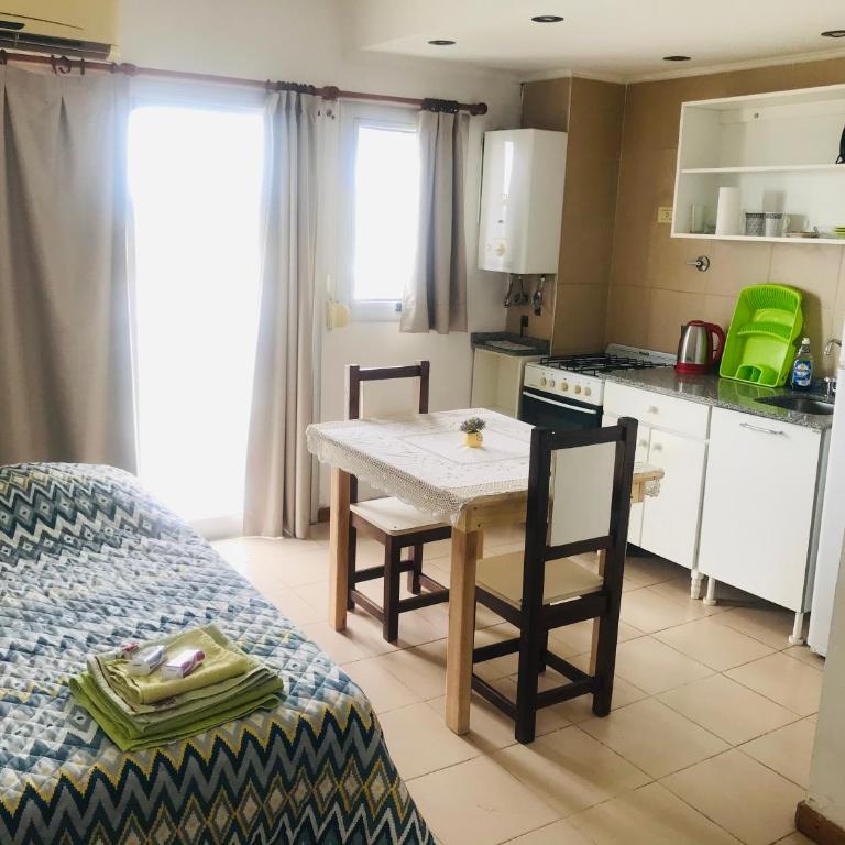 Monoambiente cálido en el corazón de Concordia - Apartamento de 1 dormitorio - 1