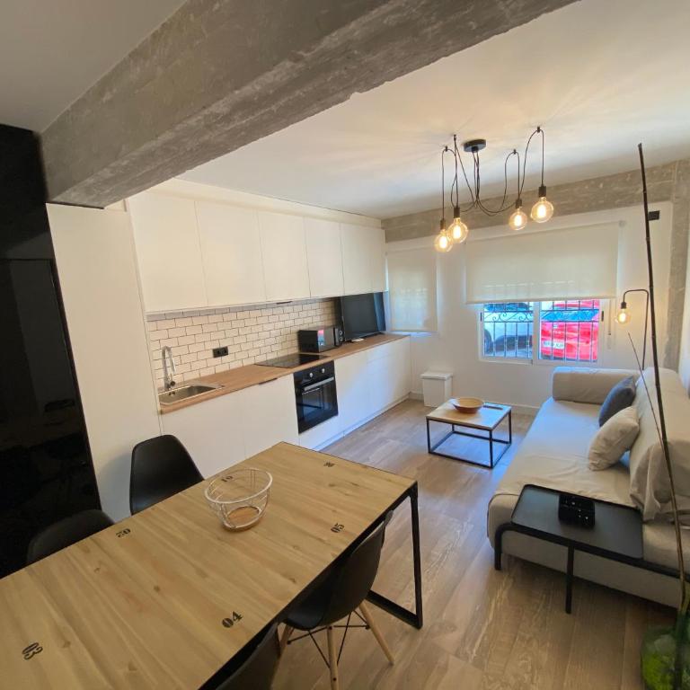 Loft estilo industrial en playa de las marinas!!! - Apartamento de 1 dormitorio - 1