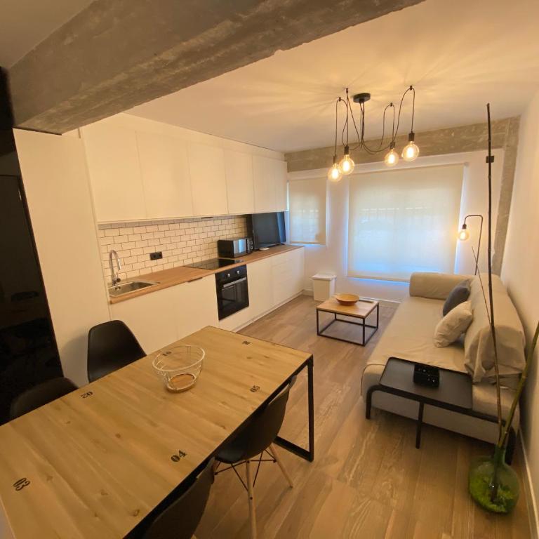 Loft estilo industrial en playa de las marinas!!! - Apartamento de 1 dormitorio - 2