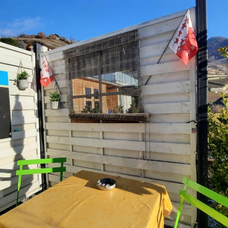 Guesthouse Petit Pré - Studio mit Terrasse und Bergblick - 31