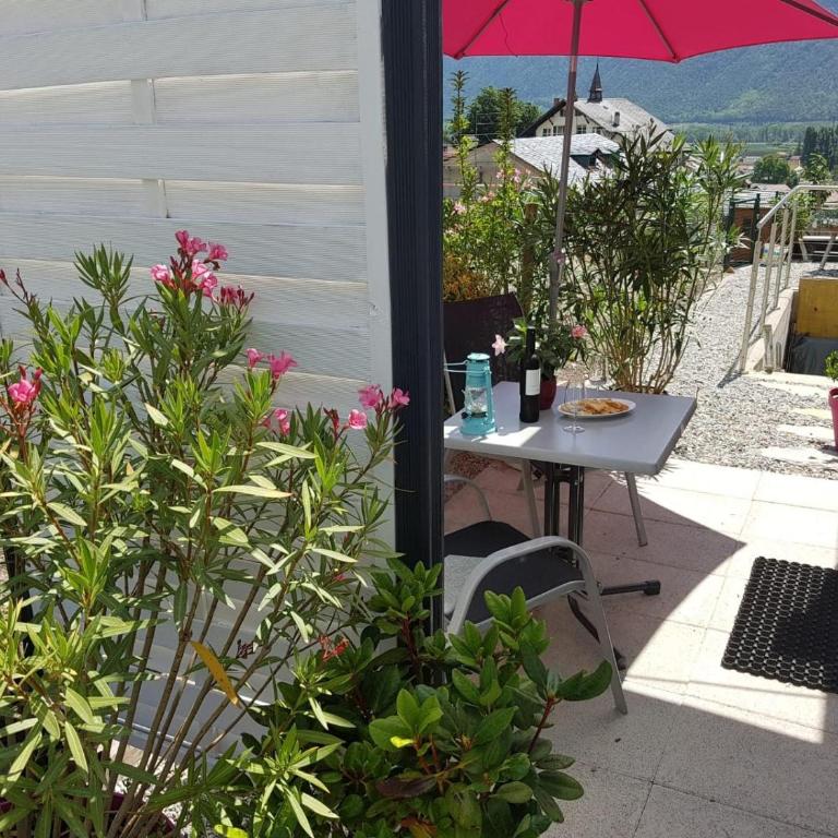 Guesthouse Petit Pré - Studio mit Terrasse und Bergblick - 22