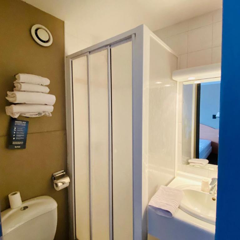 Kyriad Bourges Sud - Chambre Lits Jumeaux - 5