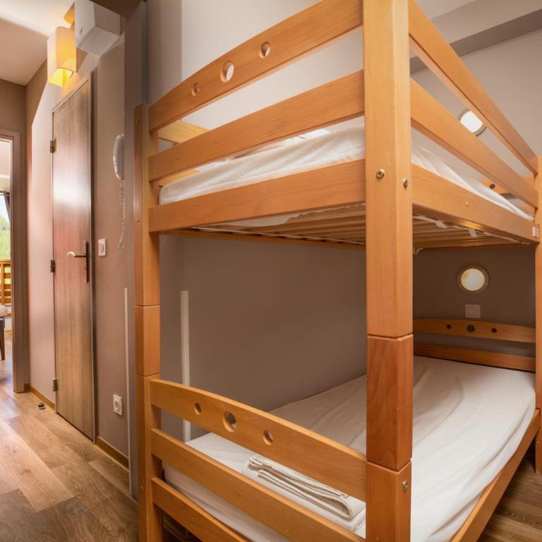 SOWELL RESIDENCES New Chastillon - Deluxe Studio - 9