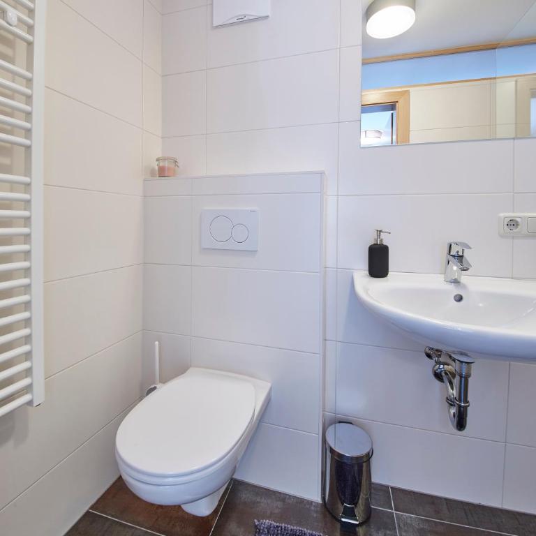 Saalbacher Perle 1 - Cozy Family Home - Four-Bedroom Deluxe Apartment - 38