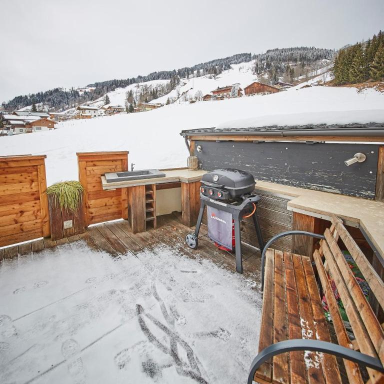 Saalbacher Perle 1 - Cozy Family Home - Four-Bedroom Deluxe Apartment - 50
