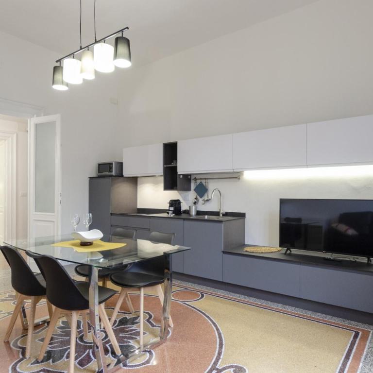 JOIVY Elegant 1-bedroom flat near Spianata Castelletto - Appartamento con 1 Camera da Letto - 1