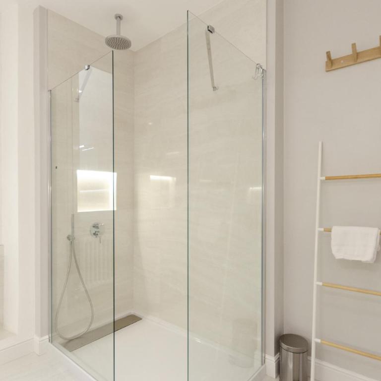 JOIVY Elegant 1-bedroom flat near Spianata Castelletto - Appartamento con 1 Camera da Letto - 15
