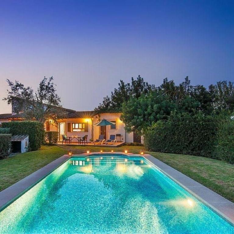 Owl Booking Villa Tarongers - Stay For Couples - Villa with Private Pool - 16