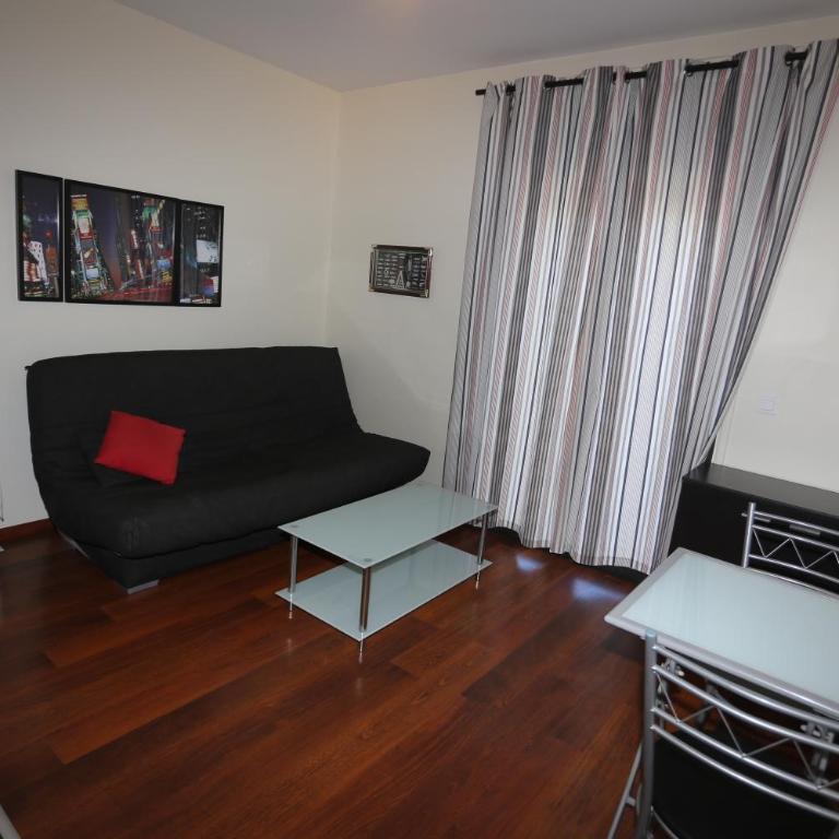 O'Sullivans Bar and Hotel - Appartement 1 Chambre avec Terrasse - Vue sur Mer - 13