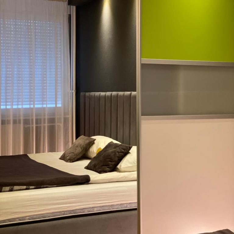 Apartment 8 - Apartment - 23