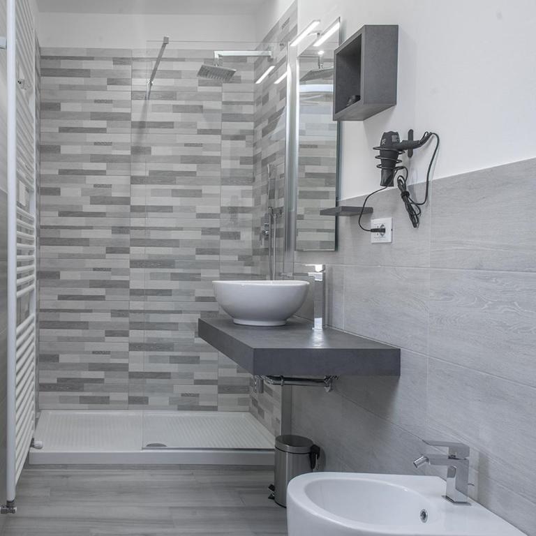 Le Stanze dei Fiori - Camera Singola con Bagno Privato - 4
