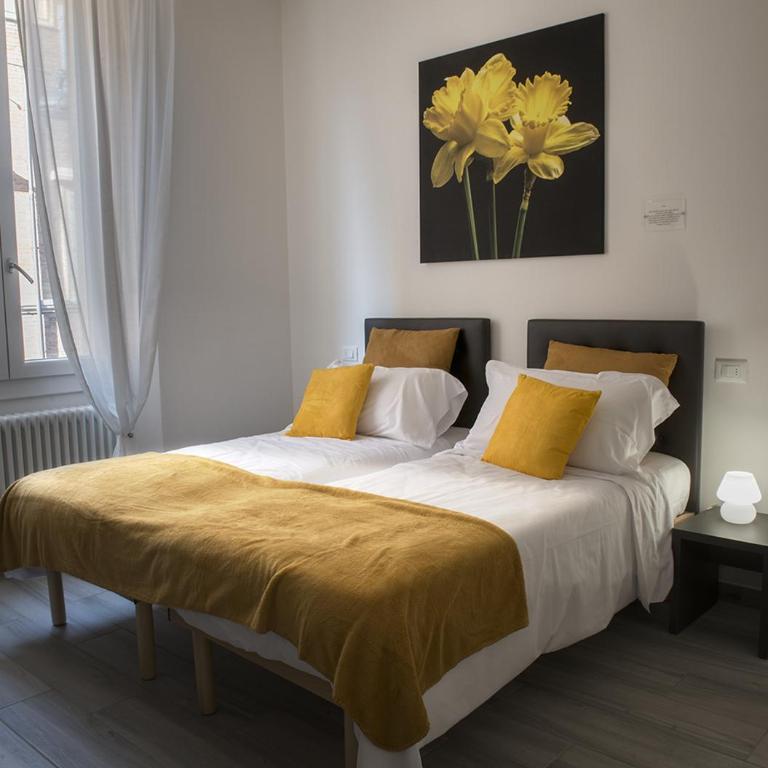 Le Stanze dei Fiori - Camera Matrimoniale/Doppia con Letti Singoli con Bagno Privato - 2
