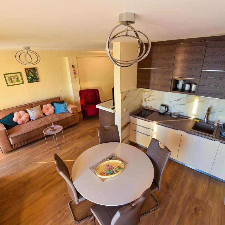 Galija lux Petrovac - Apartman sa Pogledom na More - 2