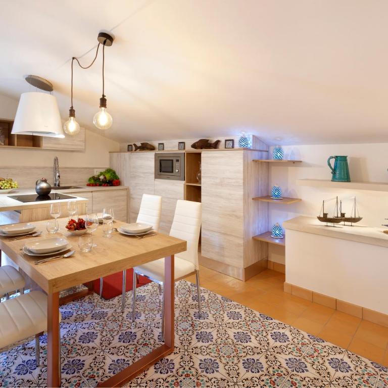 Maison Amalia - Apartment with Terrace - 11