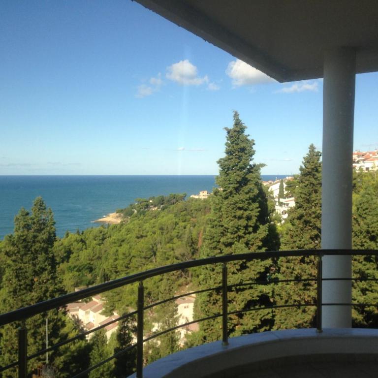 Apartments Rozela - Apartman sa 2 Spavaće Sobe i Balkonom - 1