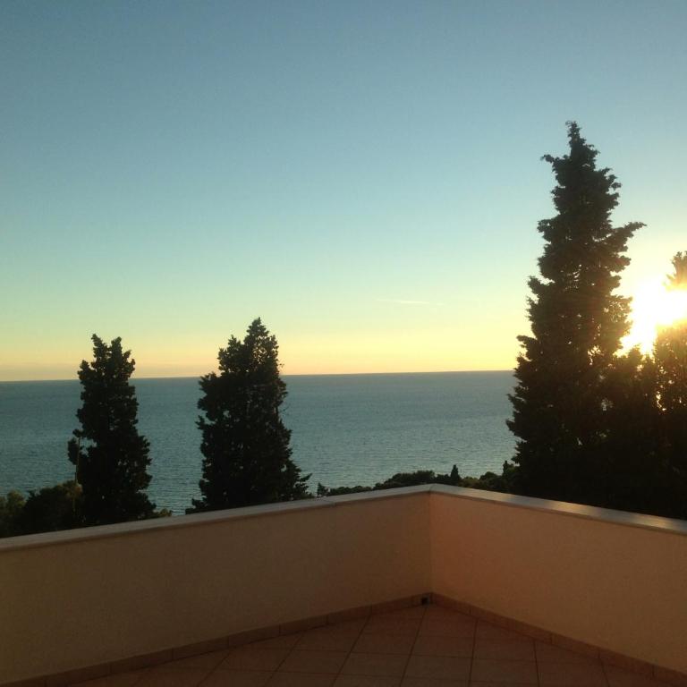 Apartments Rozela - Apartman s 1 Spavaćom Sobom i Balkonom - 10