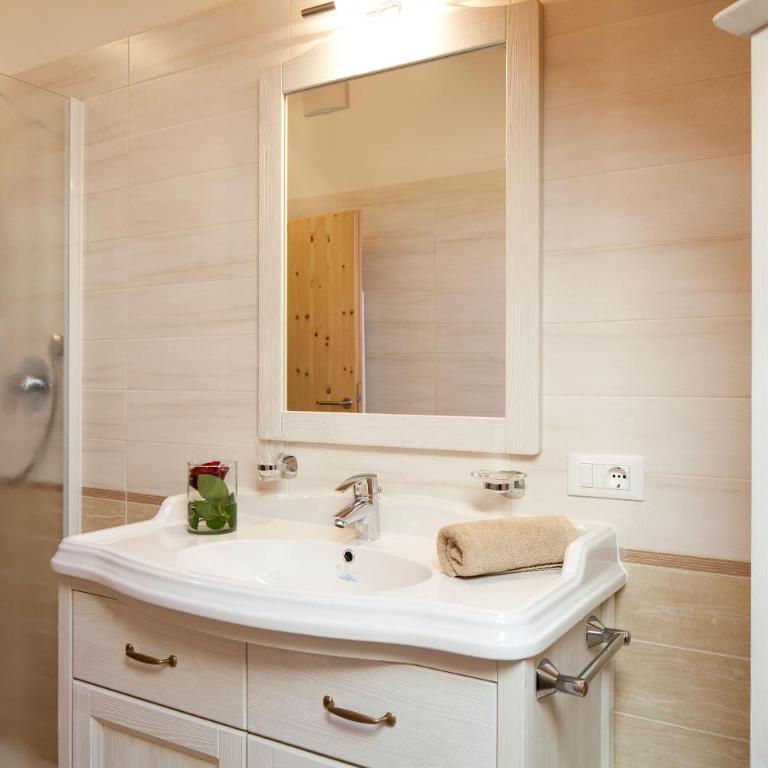Residence Baron - Appartamento con 1 Camera da Letto (4 Adulti) - 11