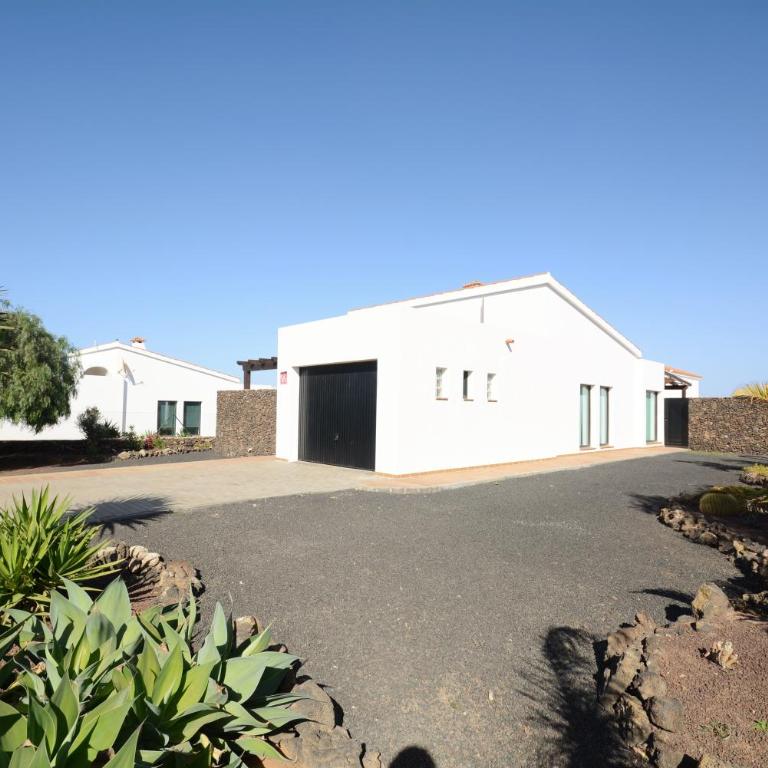 Beautiful spacious villa with private heated pool in Lajares - Villa de 3 dormitorios - 31