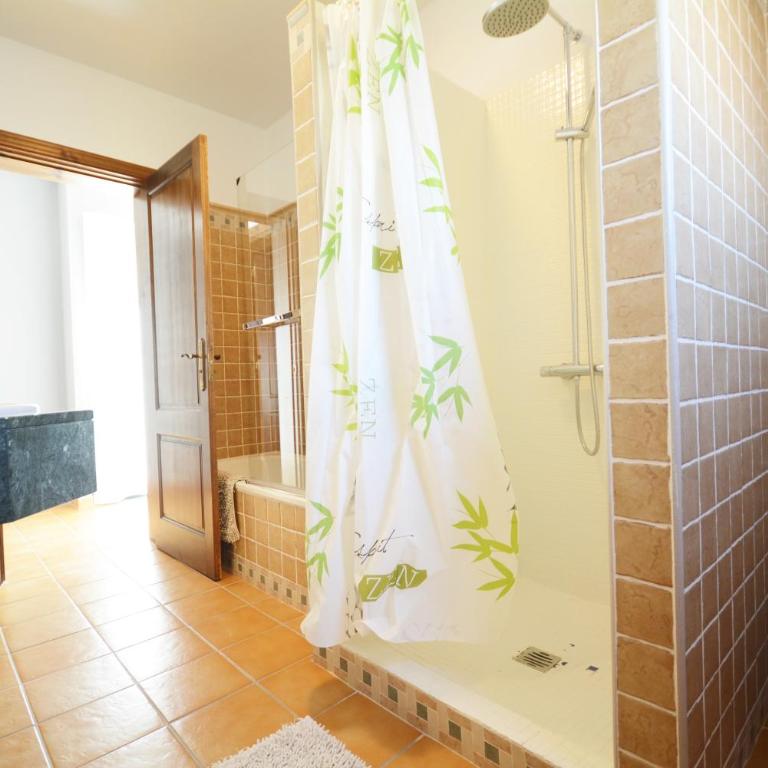 Beautiful spacious villa with private heated pool in Lajares - Villa de 3 dormitorios - 27
