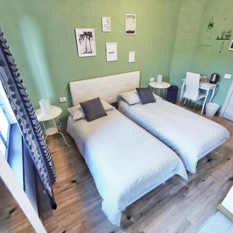 Le Giare B&B - Camera Matrimoniale/Doppia con Letti Singoli con Terrazza - 8