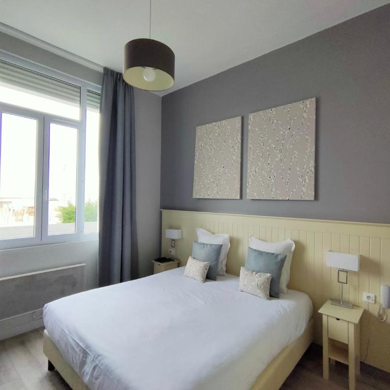 Les Embruns - Chambre Double Supérieure - Vue sur Mer - 1