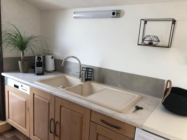 Les Apparts de la Tourronde - Appartement avec Vue sur la Montagne - 12