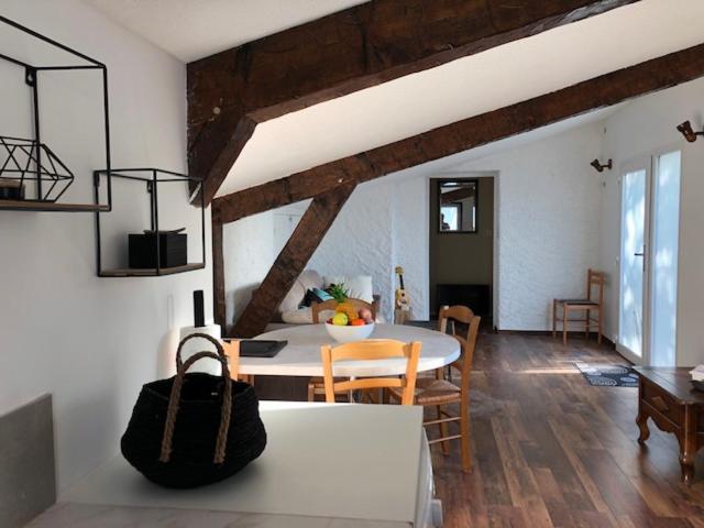 Les Apparts de la Tourronde - Appartement avec Vue sur la Montagne - 16