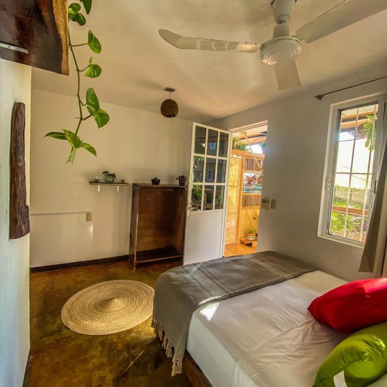 Shaka House - Habitación Doble con balcón - 7