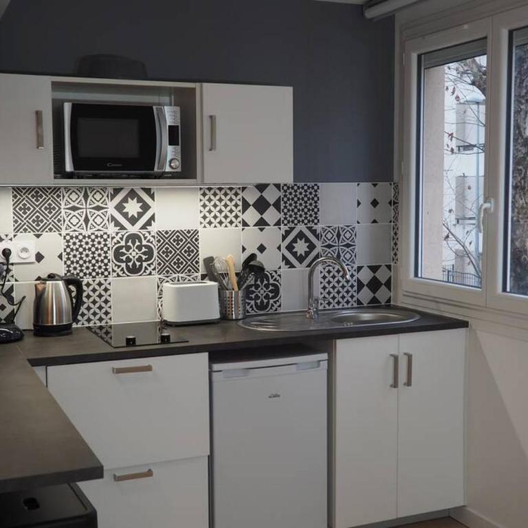 Le Faubourg-Raines - Chaleureux studio à 5mn de la gare - Studio Familial - 17